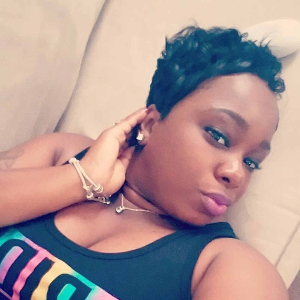 Meet your Posher, Mrz.latoya